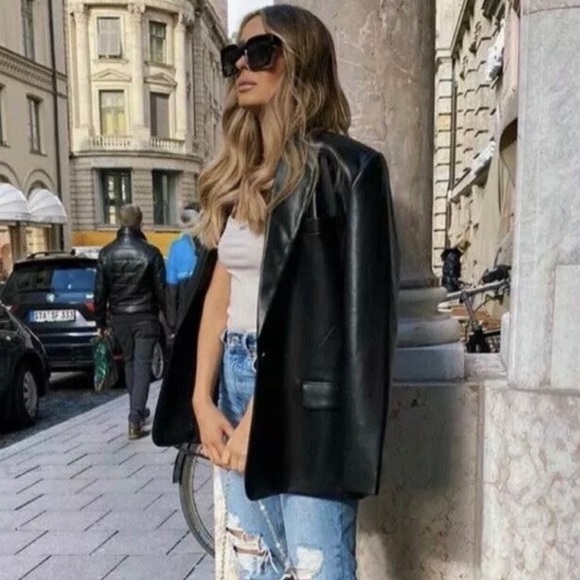 ZARA Women’s Black Faux Leather Oversized Blazer Jacket Blogger Favorite - Picture 1 of 13